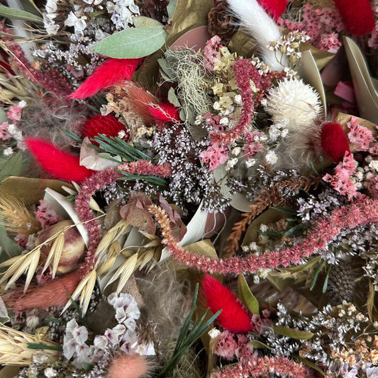 Festive Mini Dried Flowet Bouquets