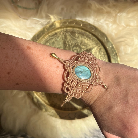Macrame Labradorite Bracelet