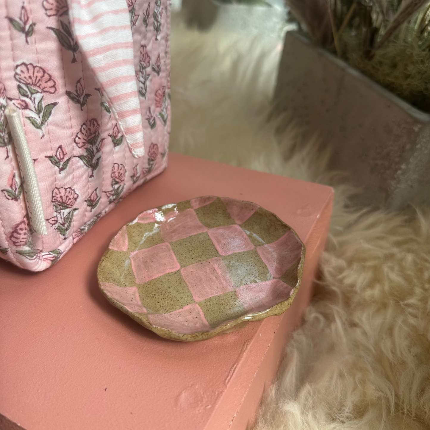 Check Trinket Tray