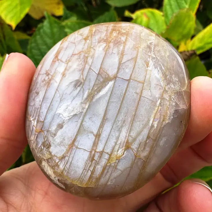 Moonstone Pebbles 4cm+